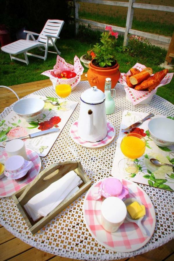 Bed and Breakfast Les Songes De L'Authie Boufflers Esterno foto